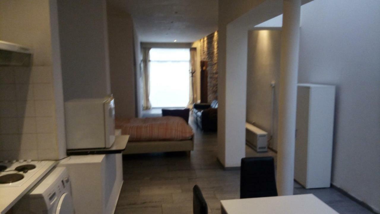 איפר Apartment Number Ten מראה חיצוני תמונה